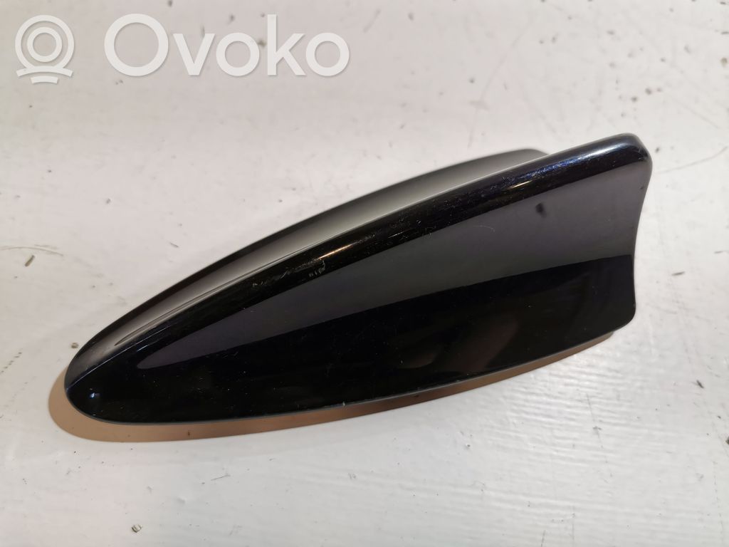BMW 5 E60 E61 Stogo (GPS) antenos dangtelis 