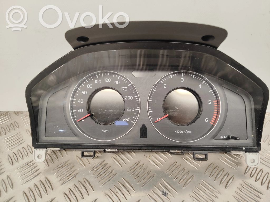 Volvo V60 Speedometer (instrument cluster) 