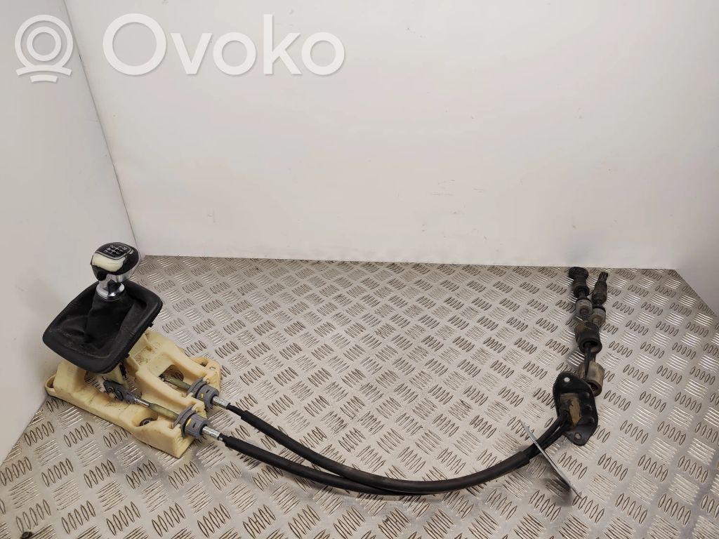 KIA Ceed Gear shifter/selector 
