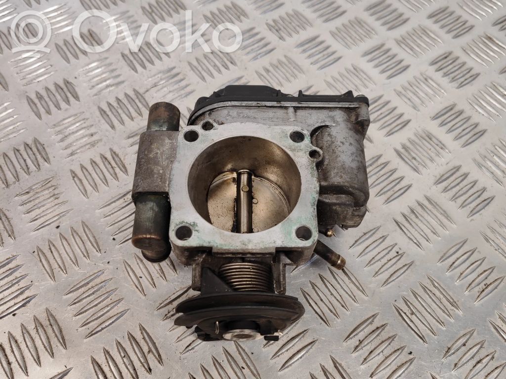 Audi A4 S4 B5 8D Throttle valve 