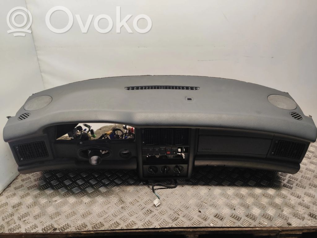 Audi Cabriolet B3 8G Dashboard 
