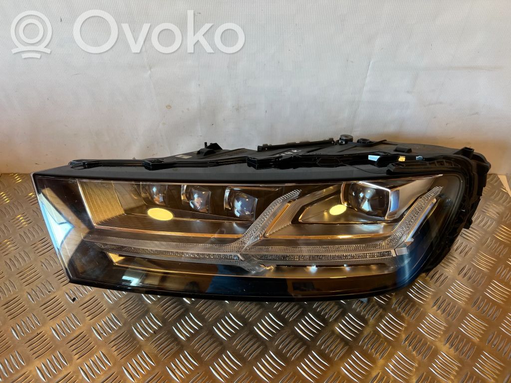 Audi Q7 4M Scheinwerfer 