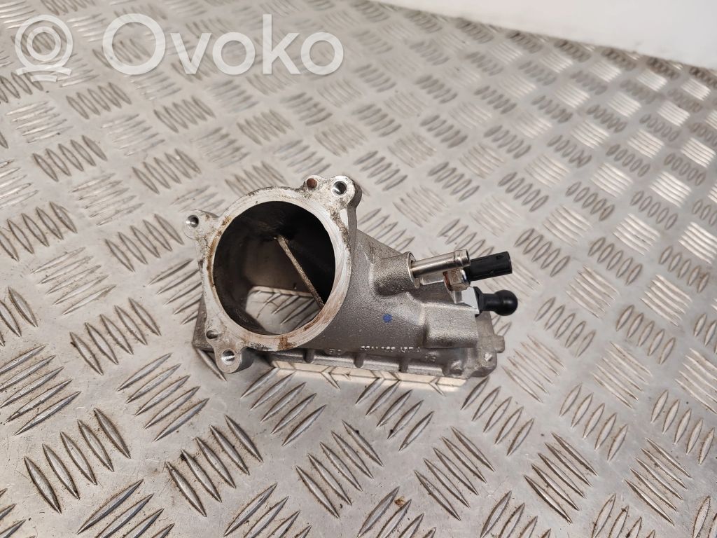 Volkswagen PASSAT B8 Inna część silnika 