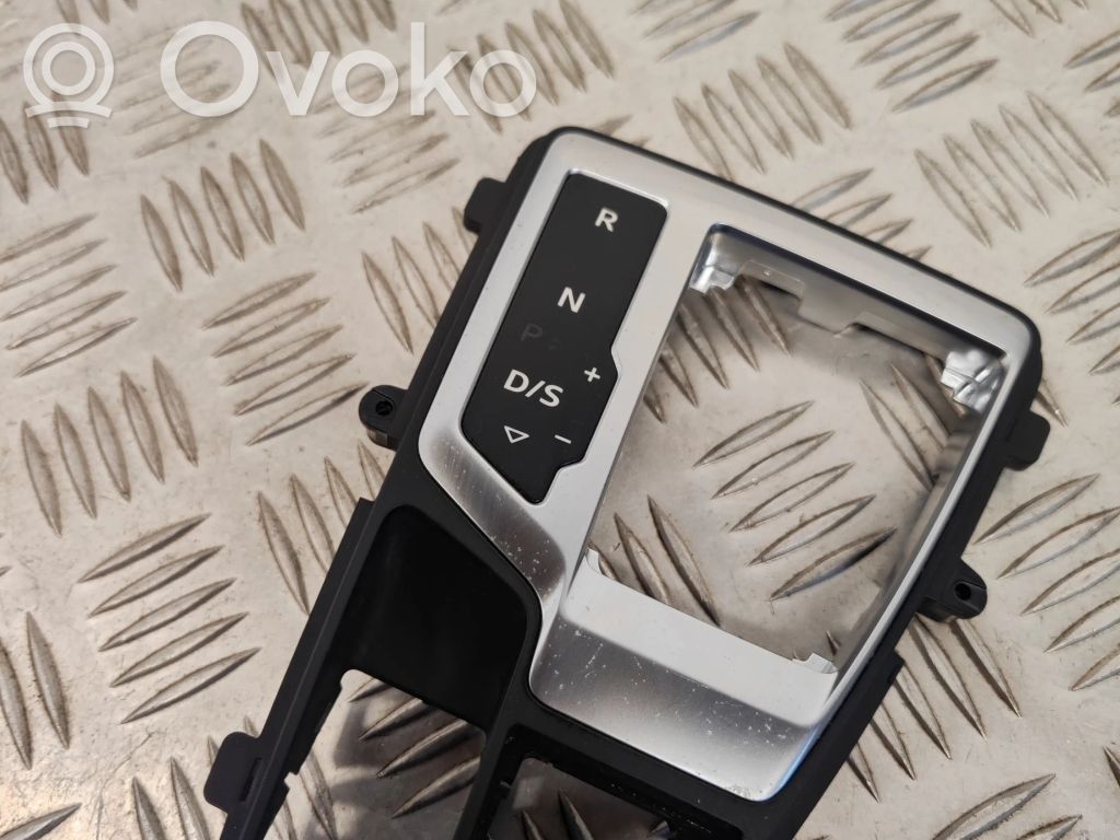 Audi Q7 4M Gear shift selector indicator 
