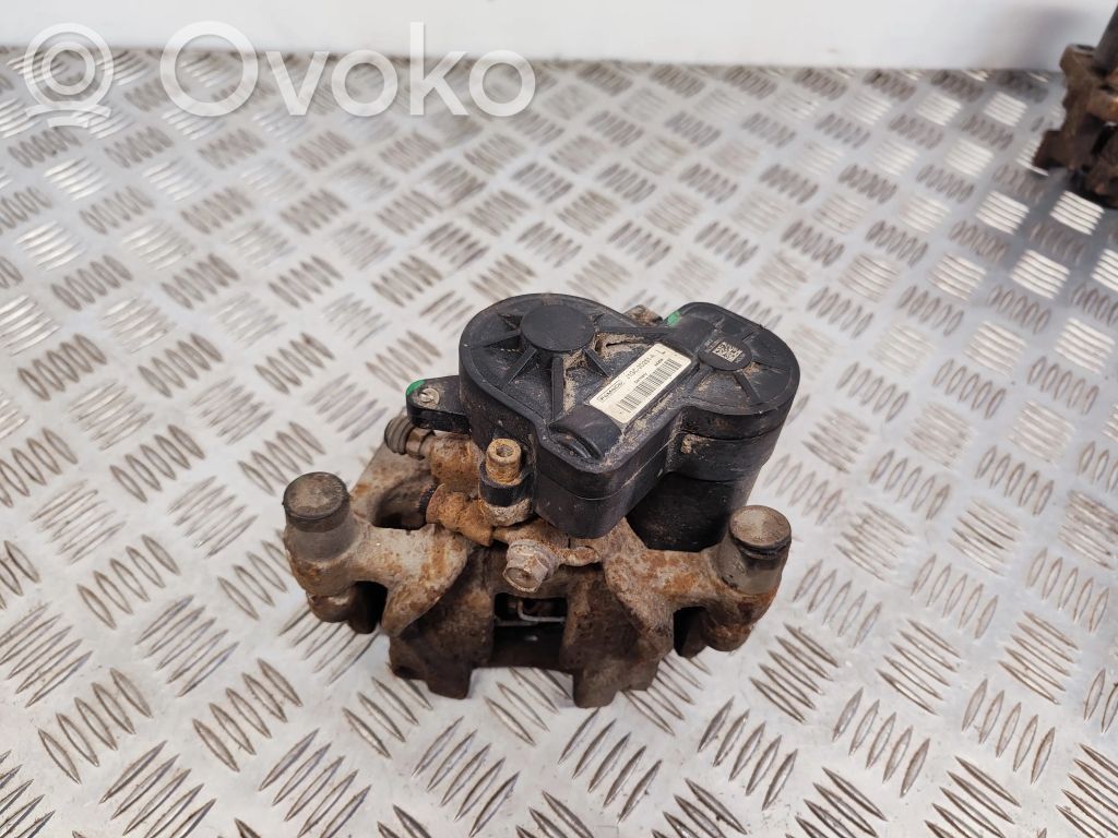 Ford S-MAX Takajarrusatula 
