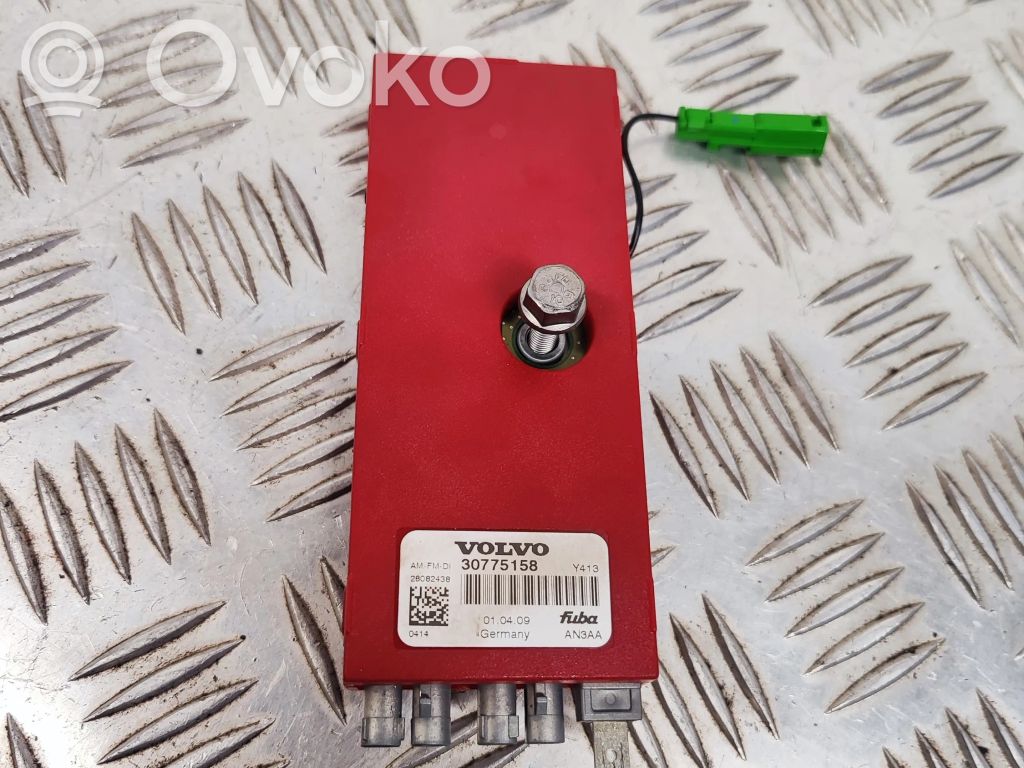 Volvo XC60 Antenos stiprintuvas 
