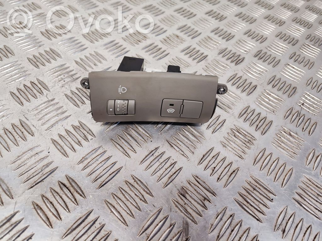 KIA Ceed Headlight level height control switch 