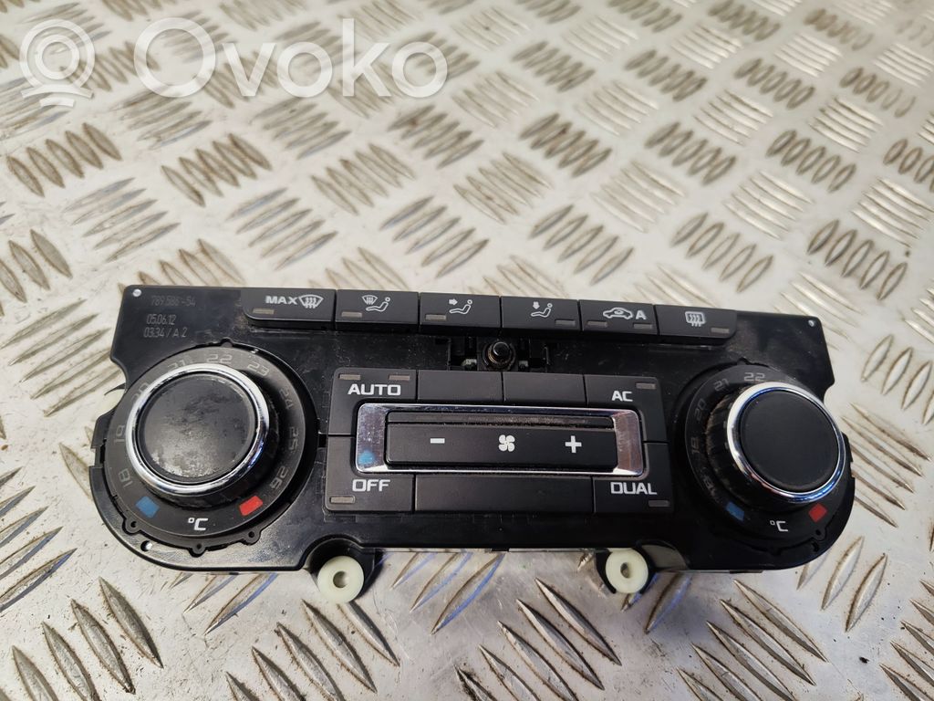 Skoda Octavia Mk2 (1Z) Climate control unit 