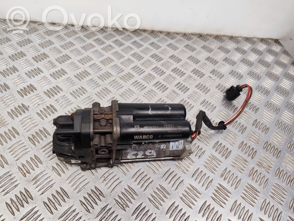 Audi Q7 4M Air suspension compressor/pump 