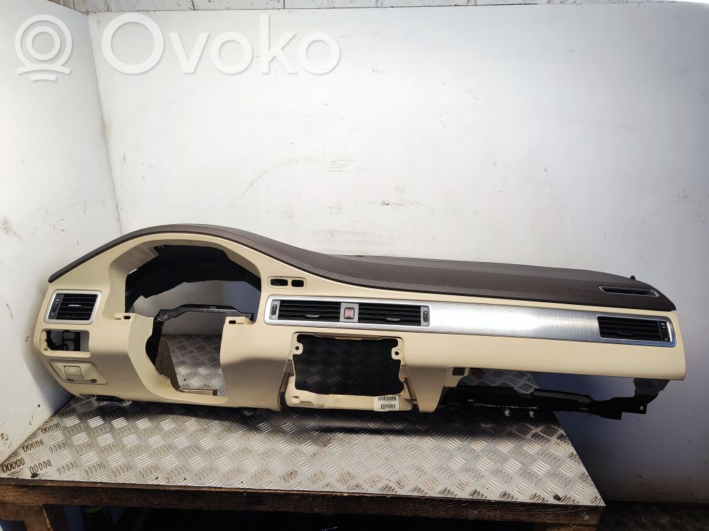 Volvo S80 Dashboard 