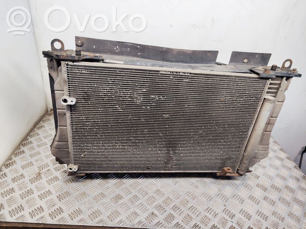 Toyota Avensis T270 Radiator set 