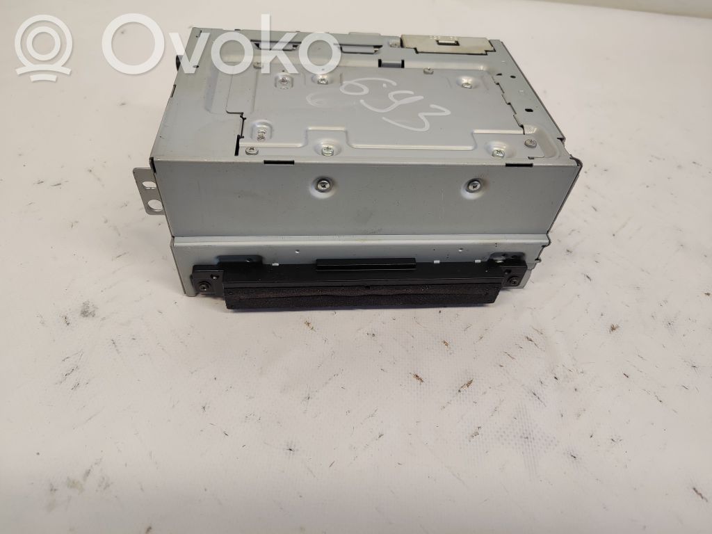 Volvo V60 Radio/CD/DVD/GPS head unit 