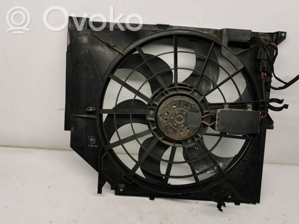 BMW 3 E46 Elektrisks radiatoru ventilators 