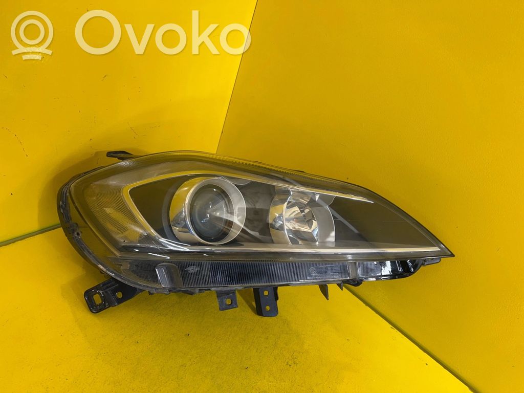 Lancia Delta III Lampa przednia 