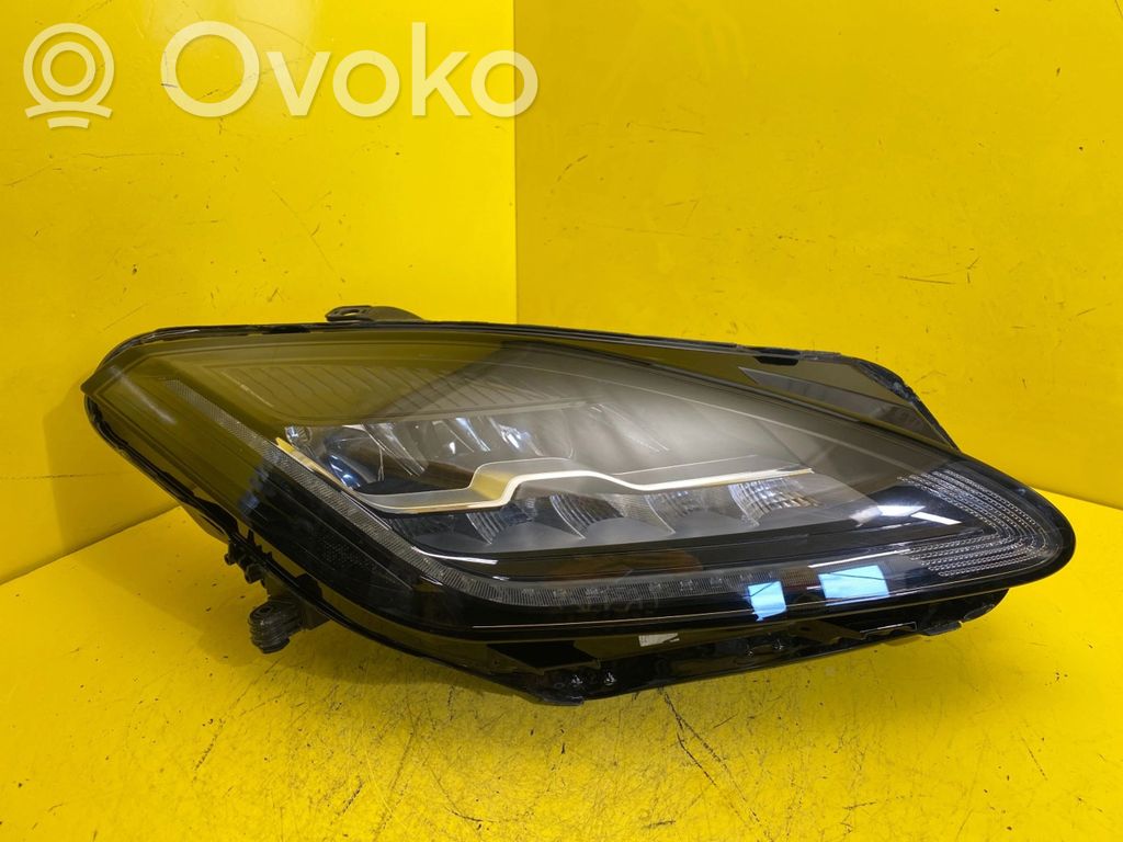 Headlight/headlamp   4732