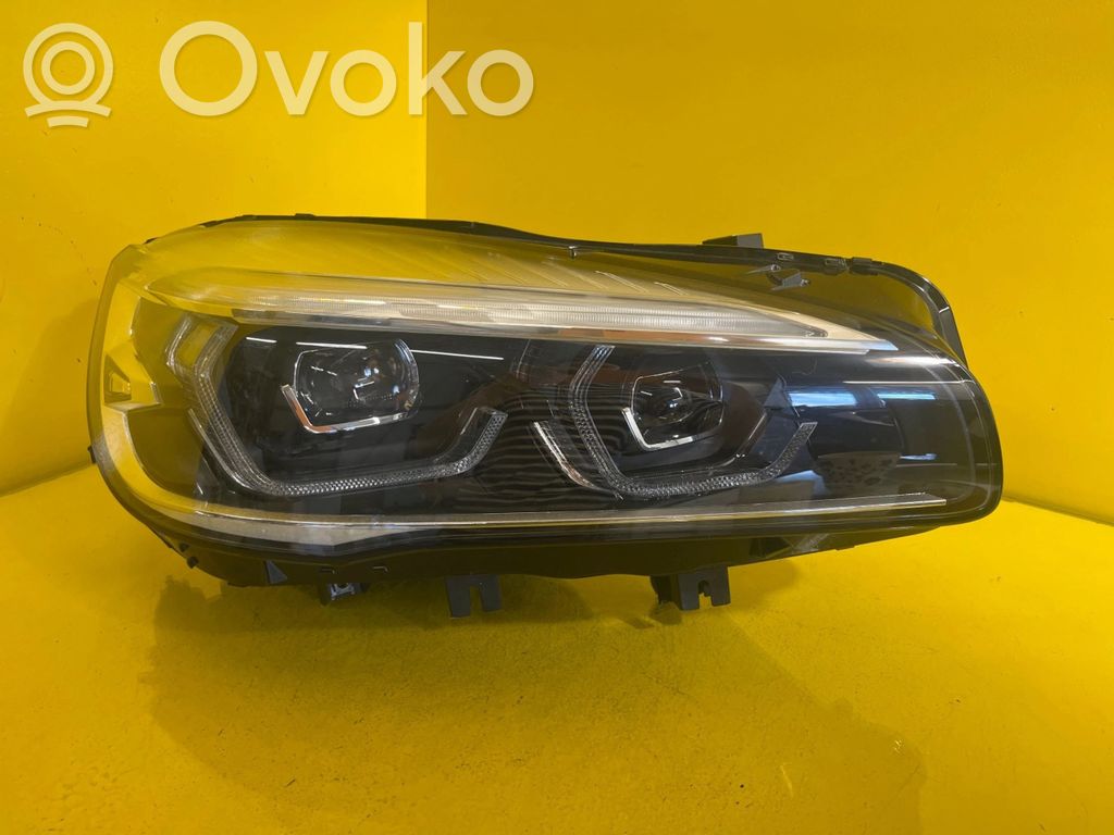 BMW 2 F45 Lampa przednia 