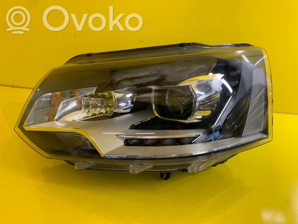 Volkswagen Multivan T5 Scheinwerfer 