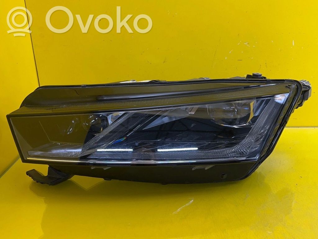 Skoda Octavia Mk4 Headlight/headlamp 