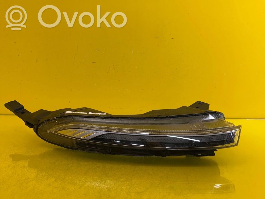 Hyundai Bayon Headlight/headlamp 