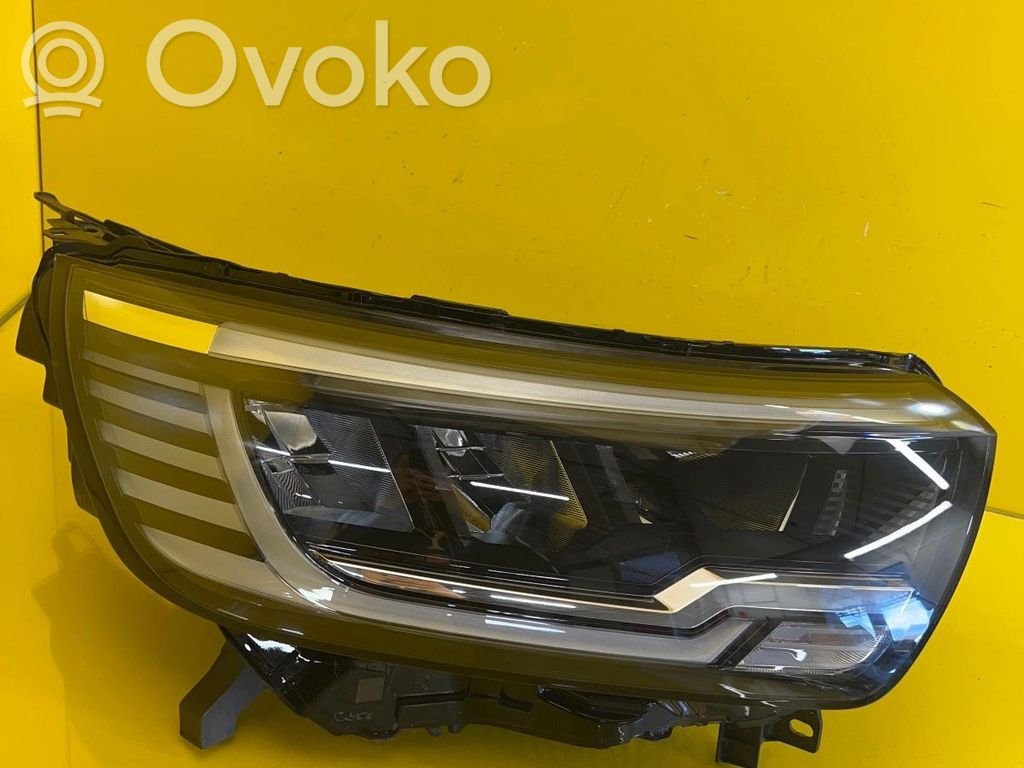 Renault Kangoo III Faro/fanale 