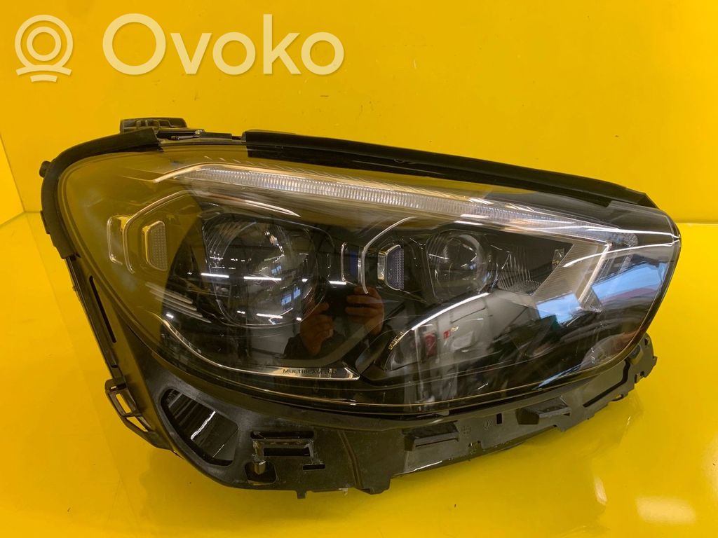 Mercedes-Benz E W213 Lampa przednia 