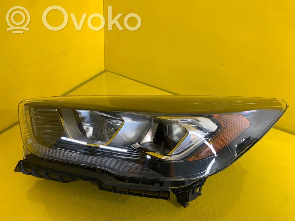 Ford Kuga II Lampa przednia 