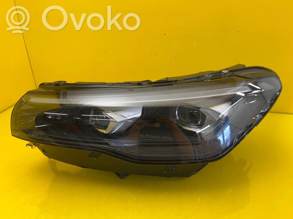 Volkswagen Tiguan Lampa przednia 