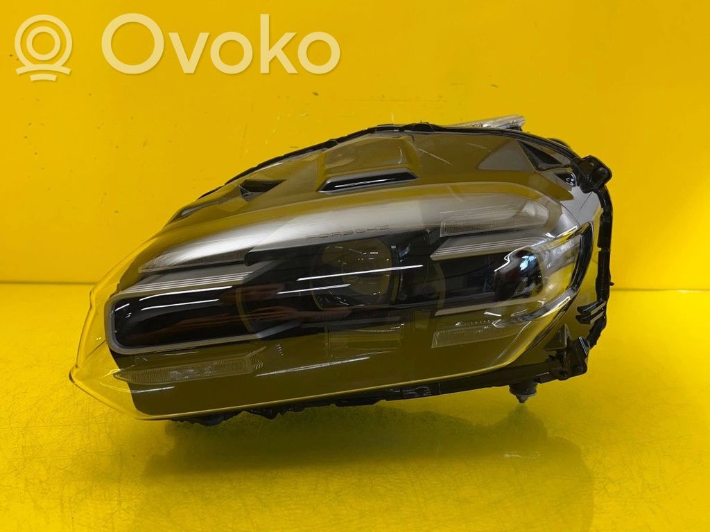 Porsche Taycan 9J1 Lampa przednia 
