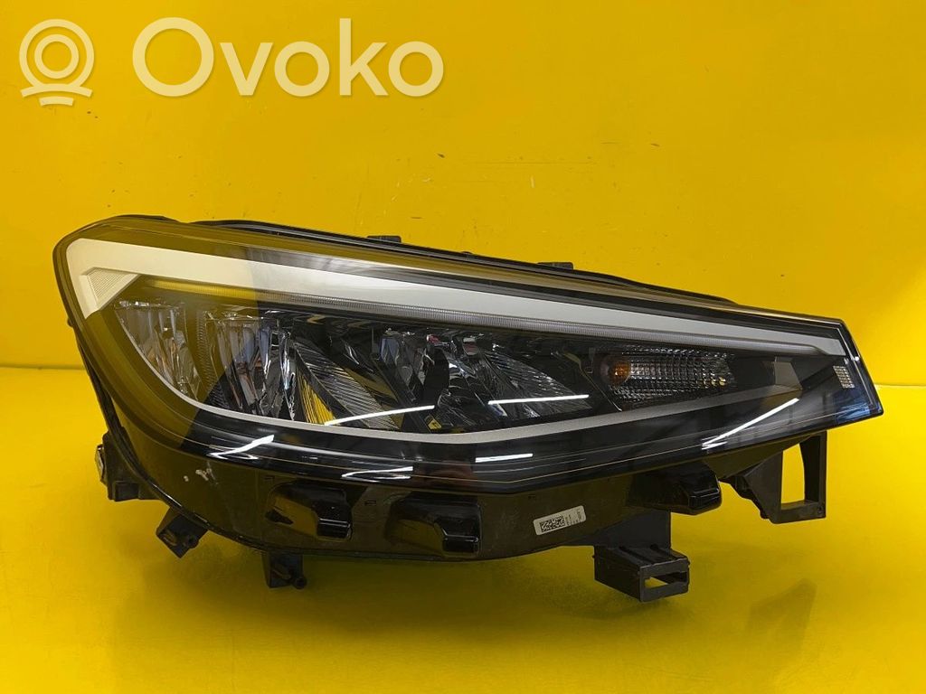 Volkswagen ID.4 Lampa przednia 