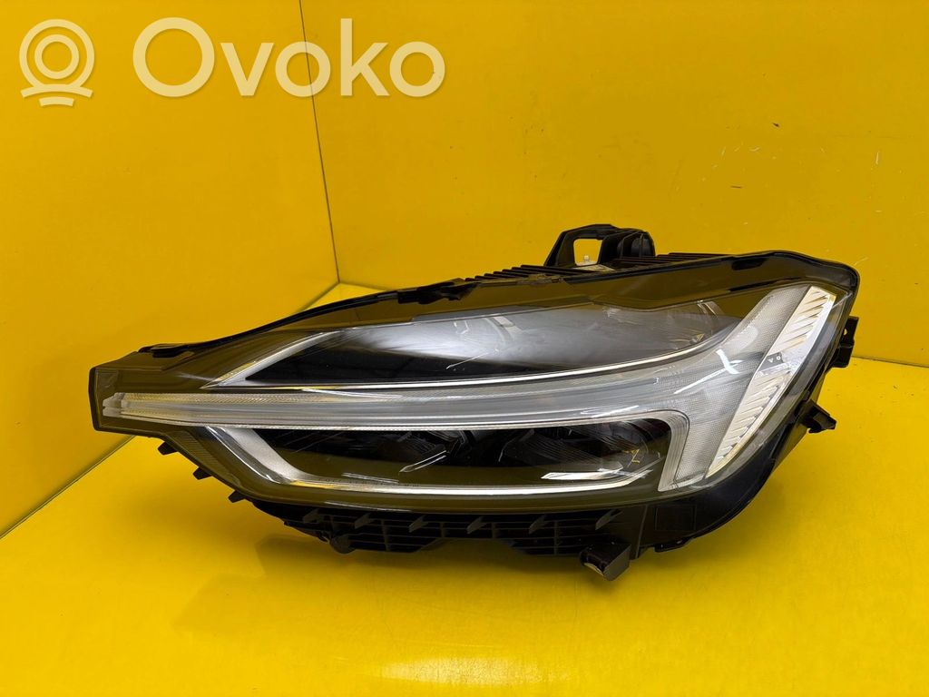 Volvo XC60 Phare frontale 