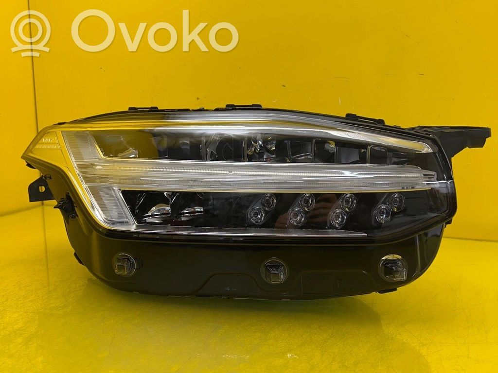 Volvo XC90 Scheinwerfer 