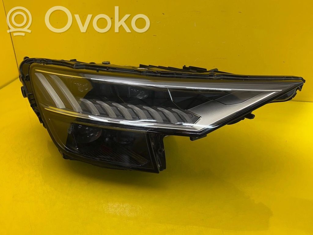 Audi RS Q8 Faro/fanale 