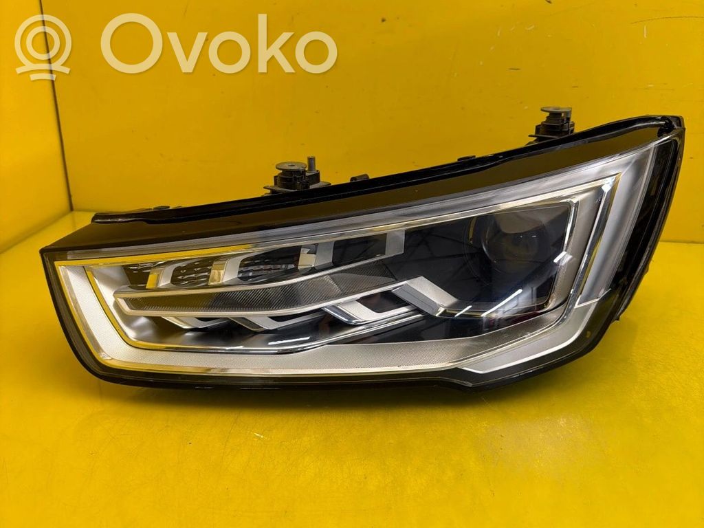 Audi A1 Priekinis žibintas 