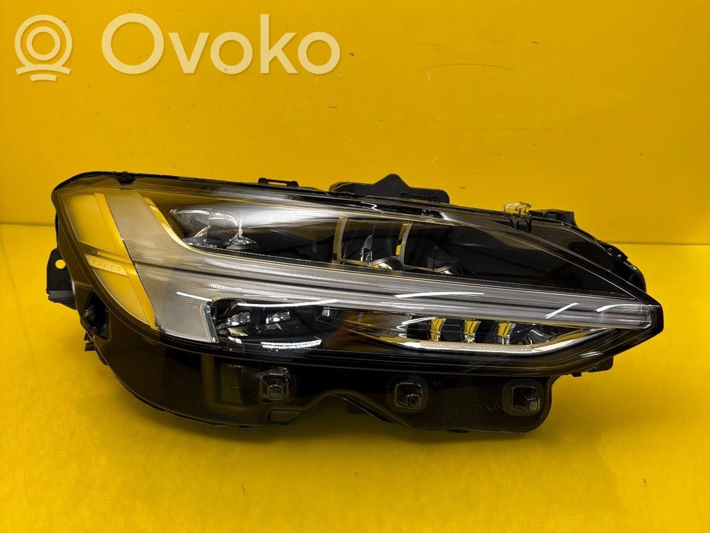 Volvo S90, V90 Phare frontale 
