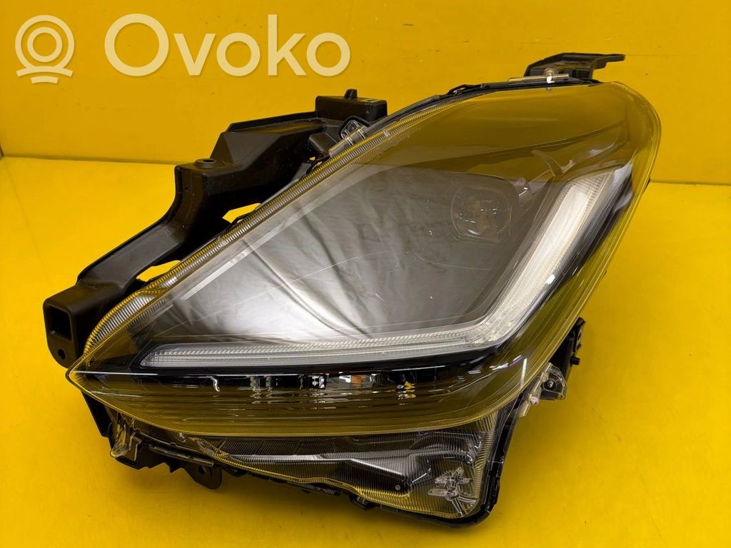 Suzuki Swift IV Headlight/headlamp 