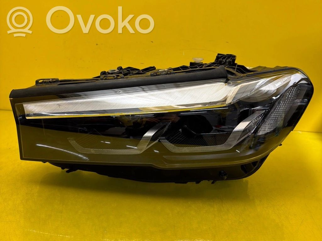 BMW 5 G30 G31 G38 Priekšējais lukturis 