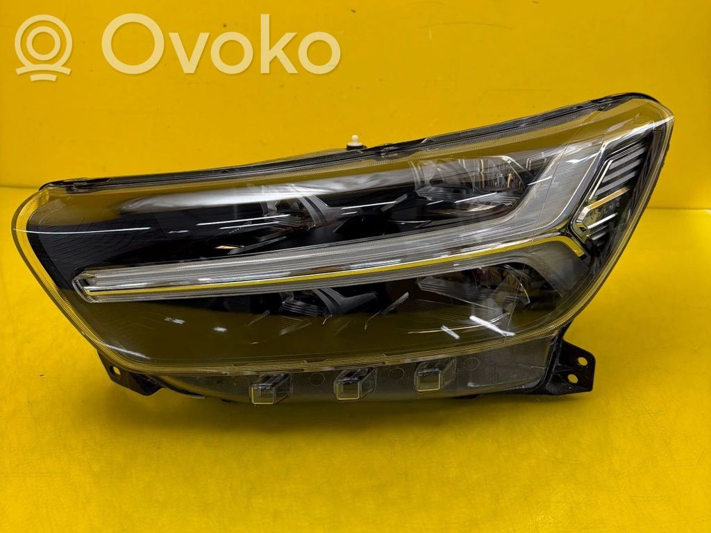 Volvo XC40 Scheinwerfer 