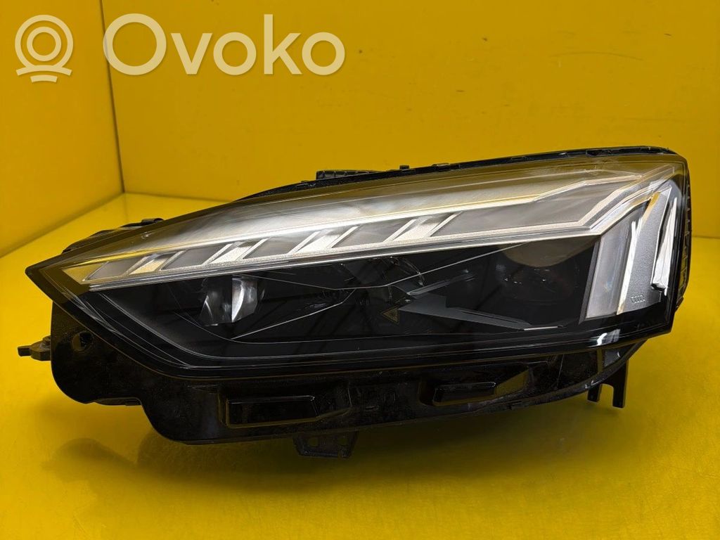 Audi A5 Headlight/headlamp 