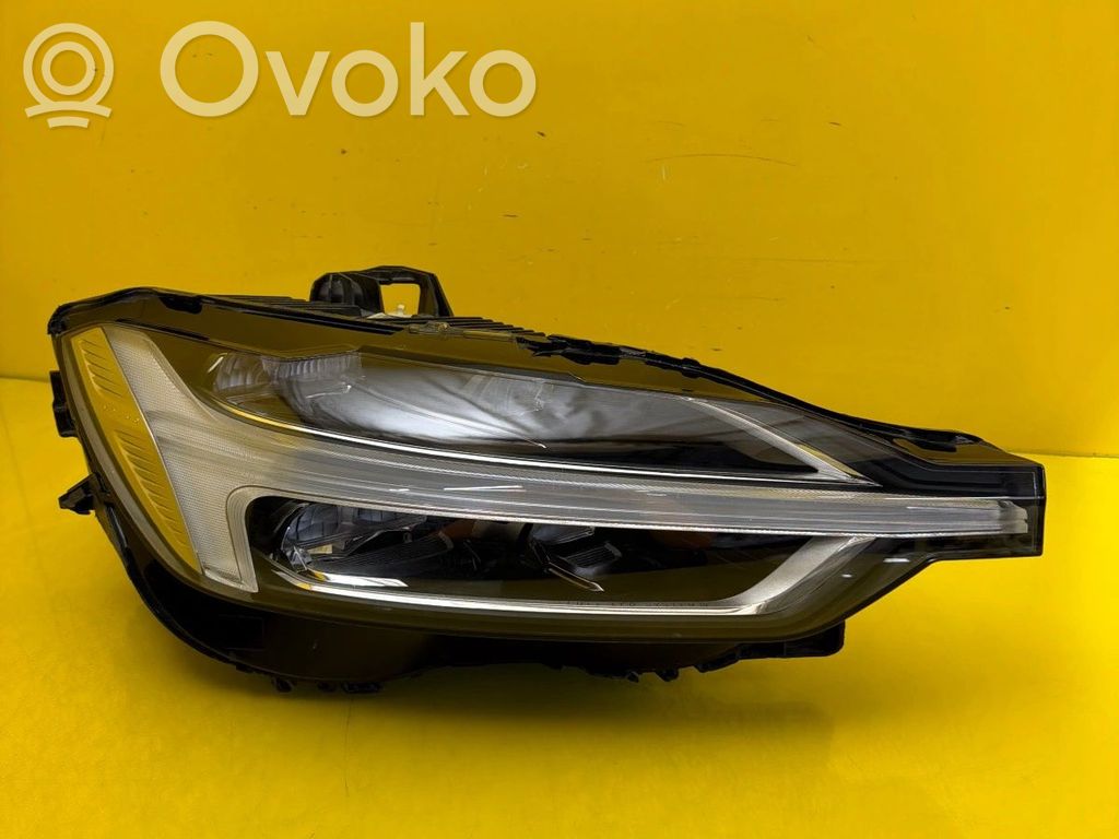 Volvo XC60 Phare frontale 