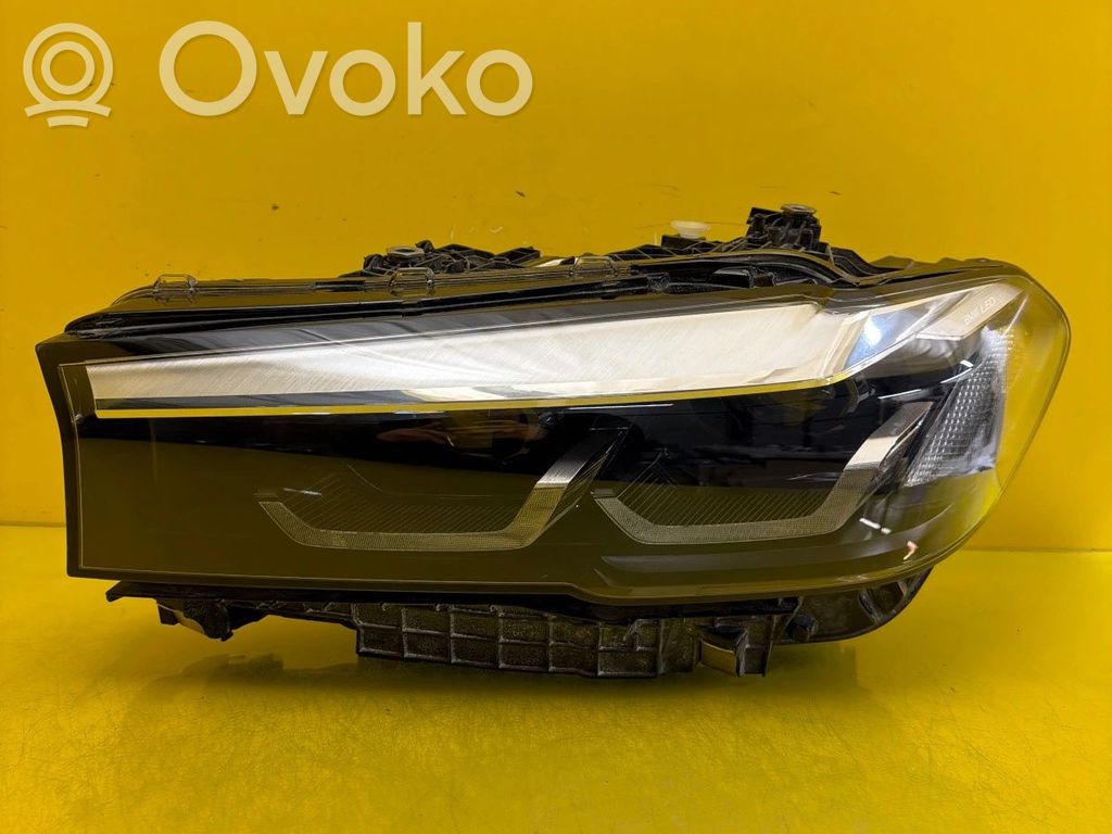 BMW 5 G30 G31 G38 Priekšējais lukturis 