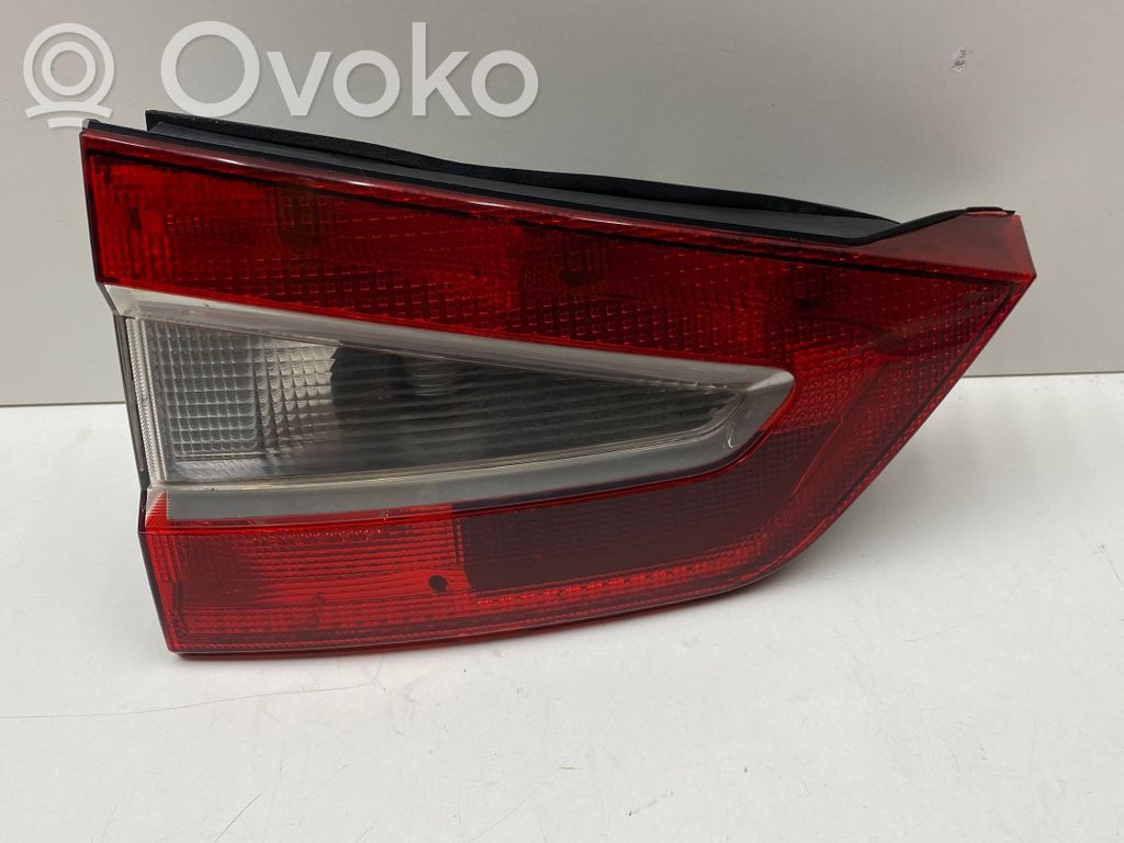 Ford Galaxy Takaluukun takavalot 