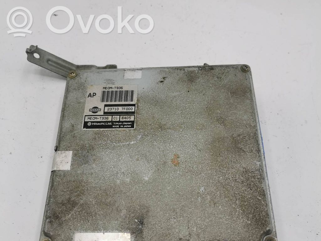 Nissan Terrano Engine control unit/module 