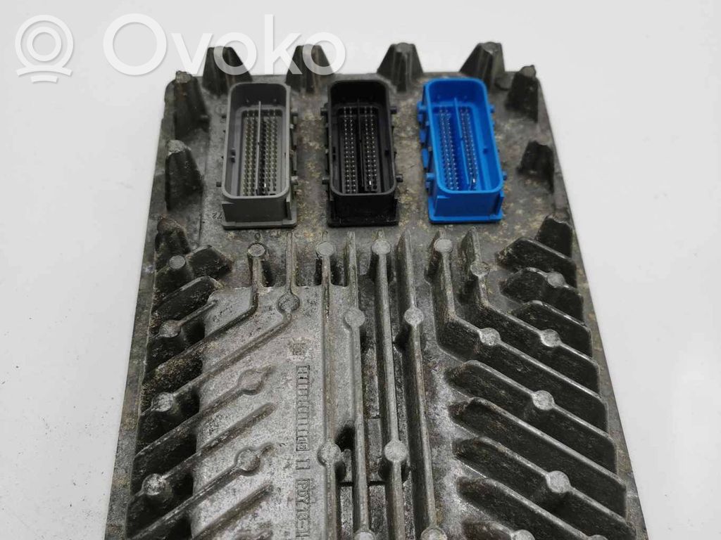 Cadillac Escalade IV Engine control unit/module 