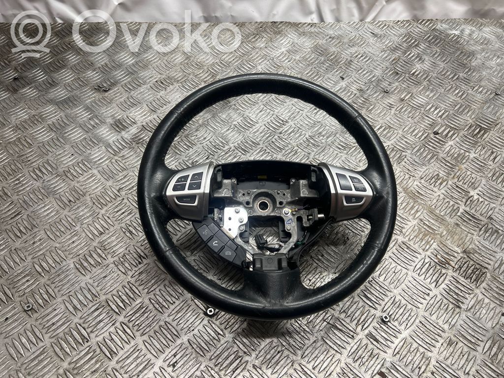 Mitsubishi Outlander Volante 