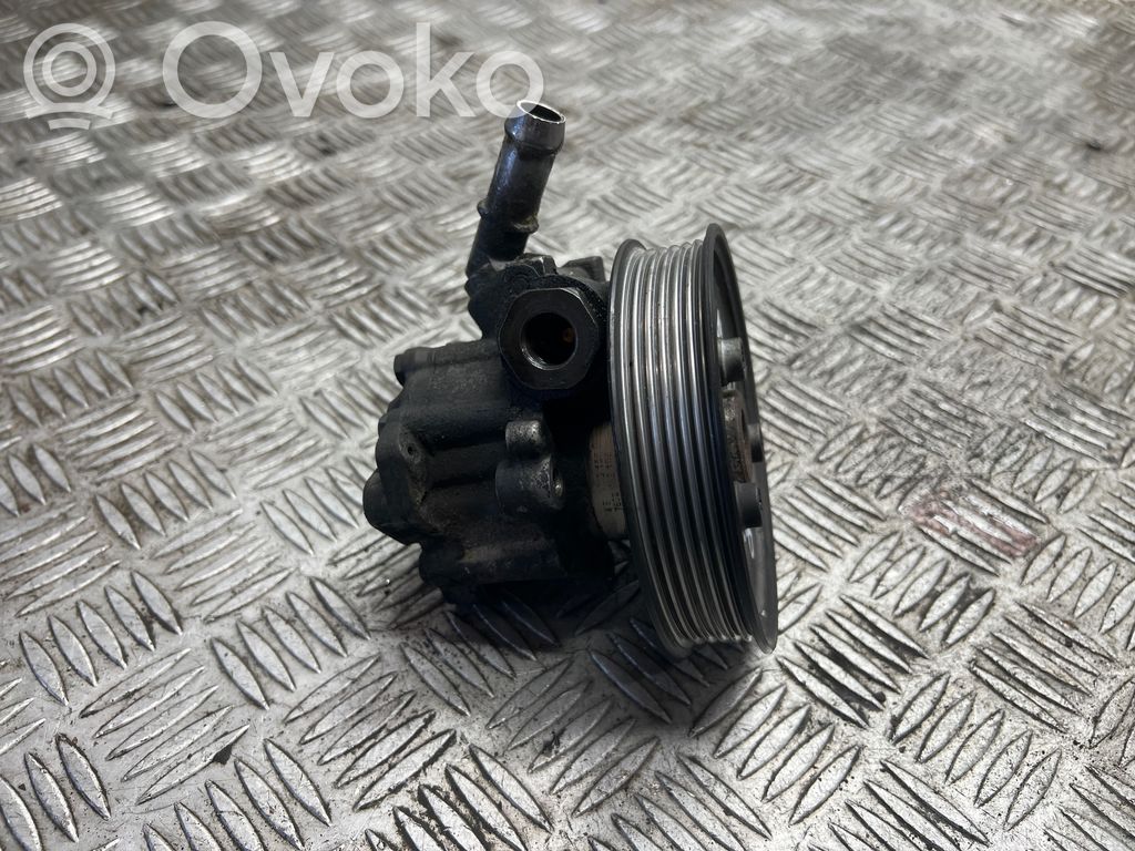 Audi A8 S8 D3 4E Ohjaustehostimen pumppu 