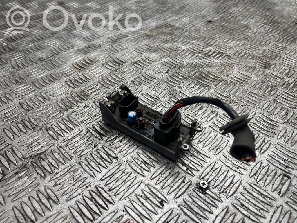 Audi A8 S8 D3 4E Rezystor / Opornik dmuchawy nawiewu 