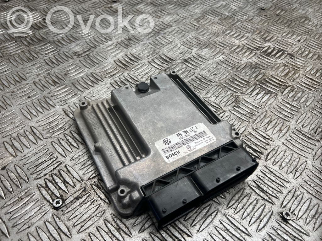 Engine control unit/module   070906016J,0281011266,1039S05138