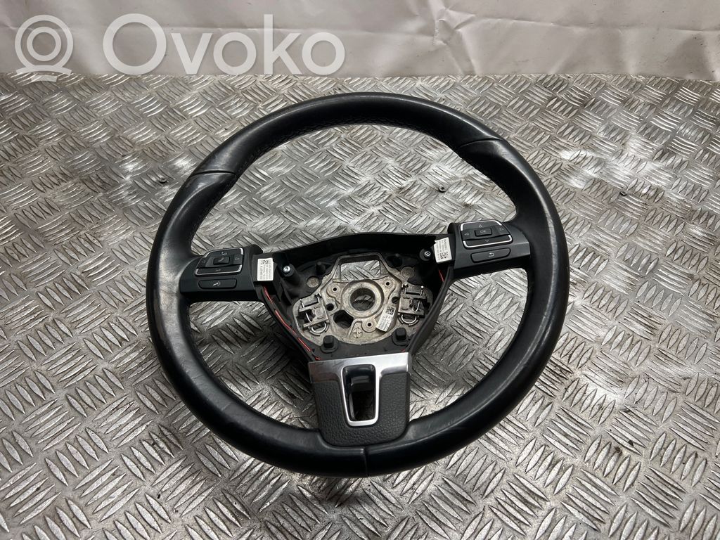 Volkswagen PASSAT CC Ohjauspyörä 