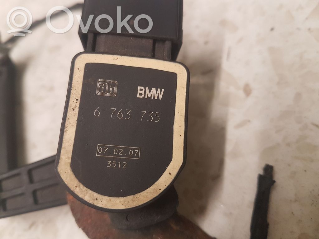 Air suspension front height level sensor   6763735