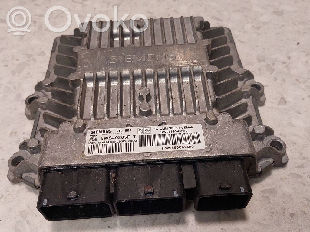 Peugeot 407 Engine control unit/module 